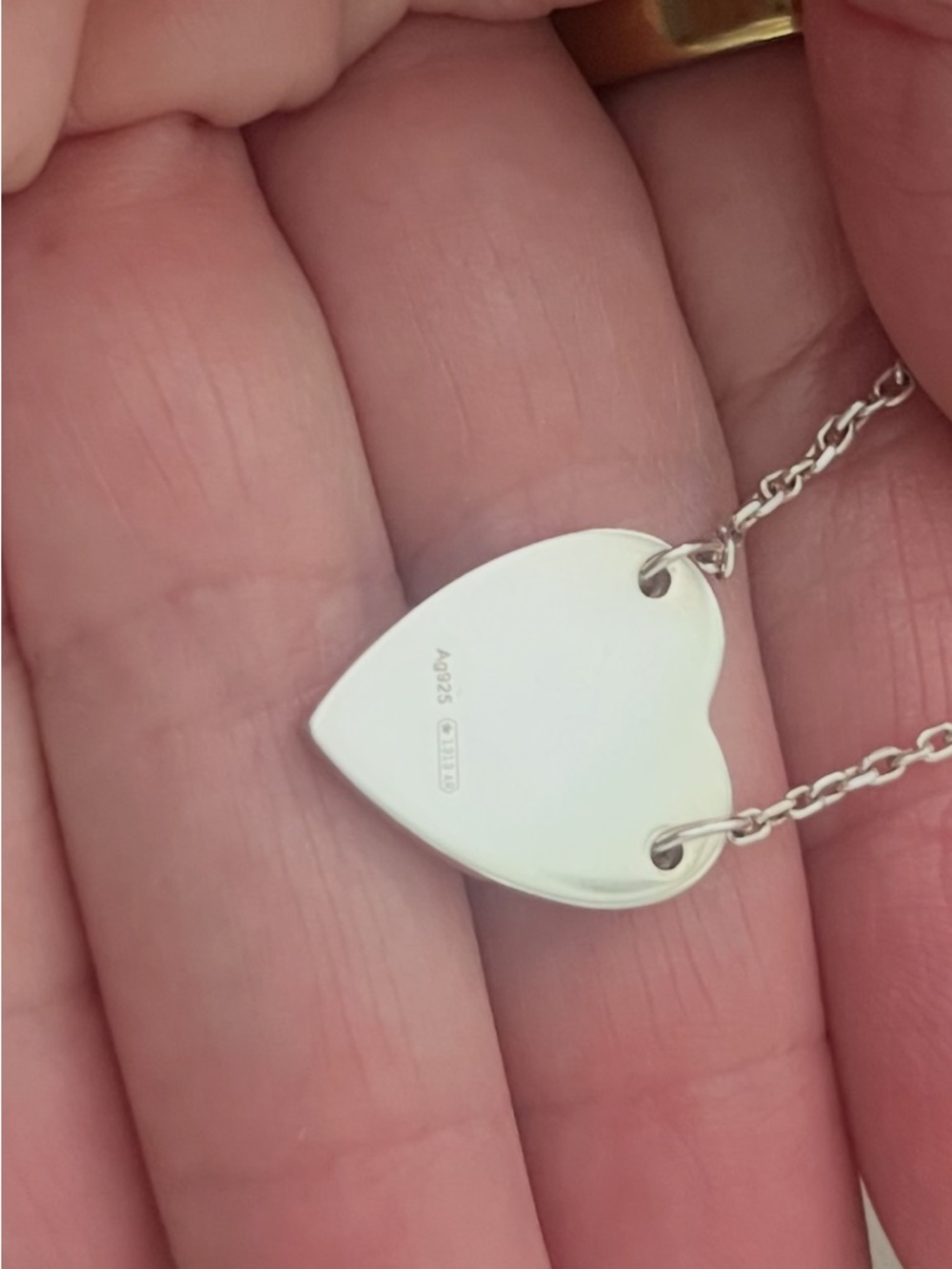 Gucci Sterling Silver Heart Tag Pendant Necklace - Picture 3 of 5